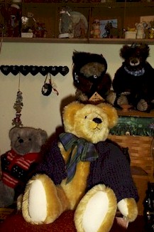 lotsabears.jpg (29513 bytes)